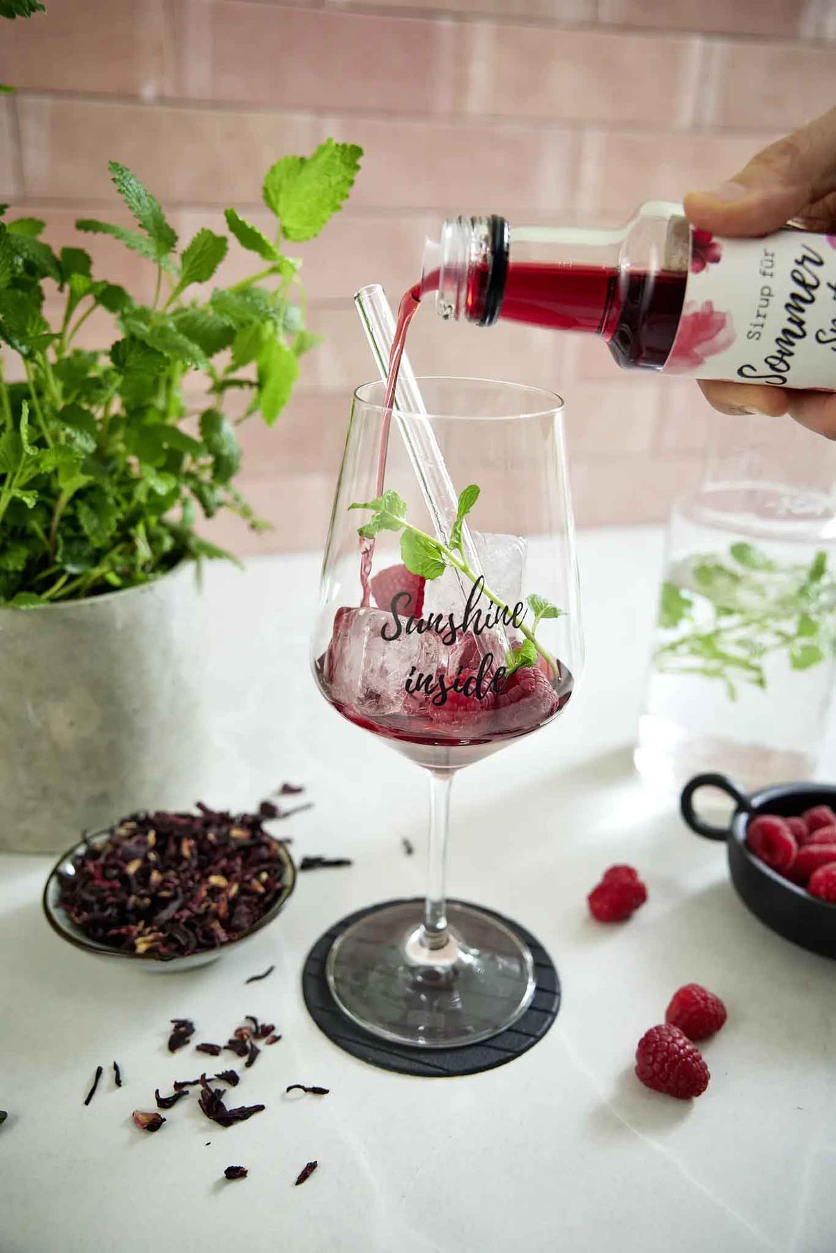 Sommer Spritz Sirup Hibiskus-Himbeere – Schusters Shrub